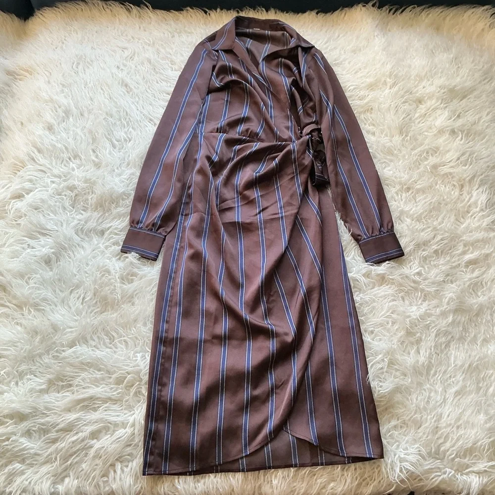 Loft Striped Satin Midi Wrap Dress‎ - Picture 2 of 5